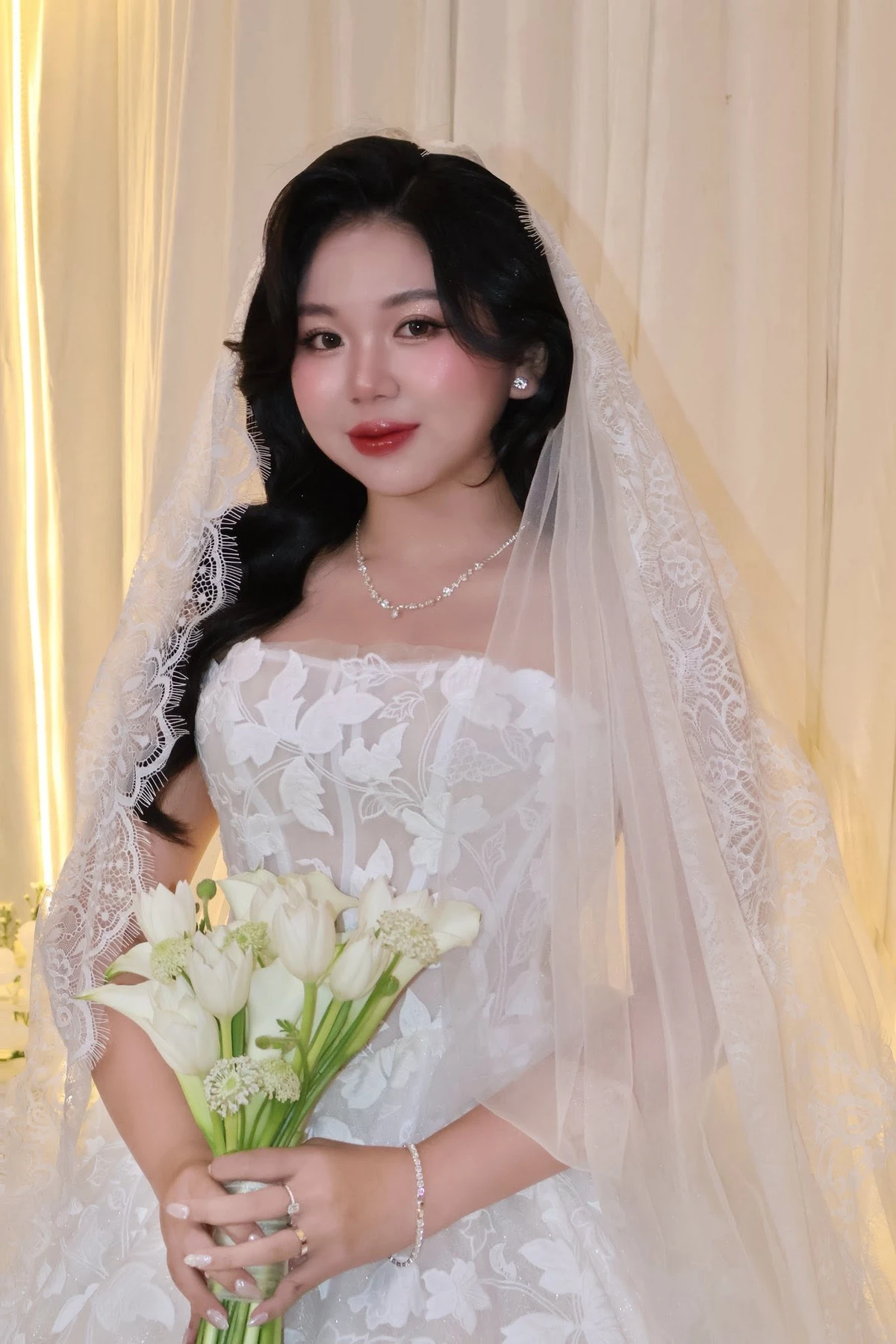 Trang điểm cô dâu — 07